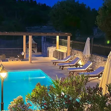 Private Gelia, With Panoramic 180 Degrees Sea View! فيلة *